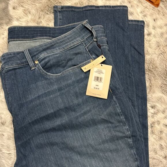 NYDJ Denim - NWT NYDJ Marilyn straight Denim jeans Size 22W